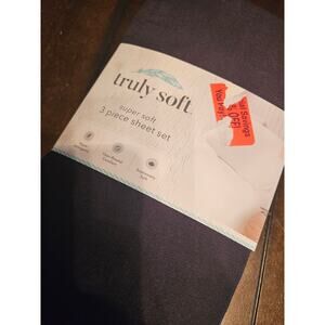 NWT Truly Soft Black Twin Sheet Set